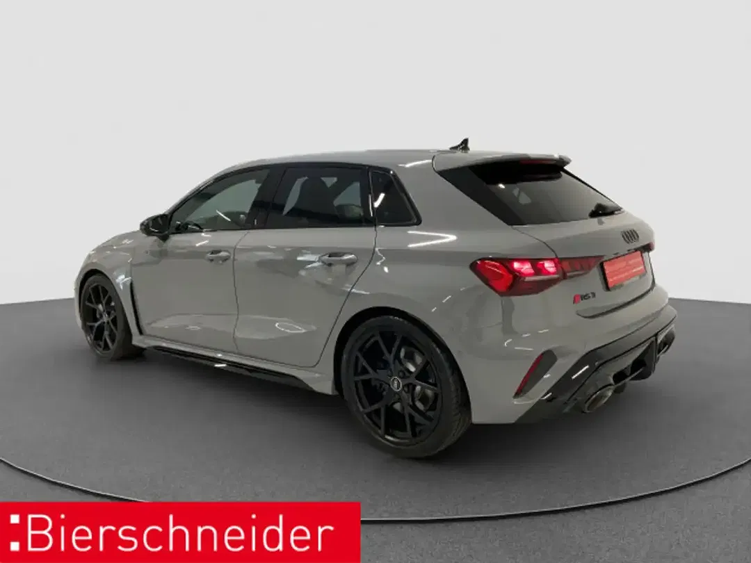 Audi RS3 - Thumbnail 4