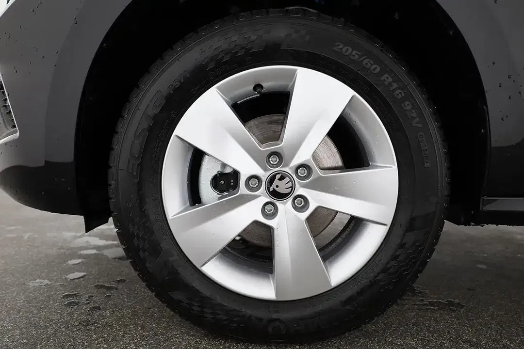 Skoda Kamiq - Thumbnail 13