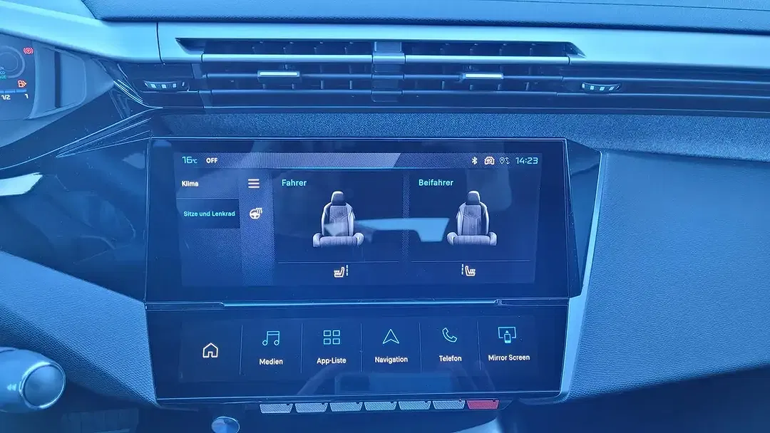 Peugeot 308 - Thumbnail 15