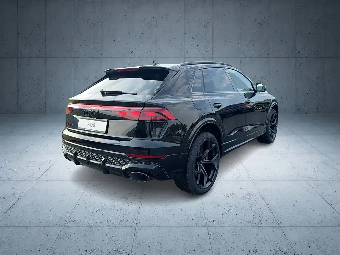 Audi RS Q8 - Thumbnail 5