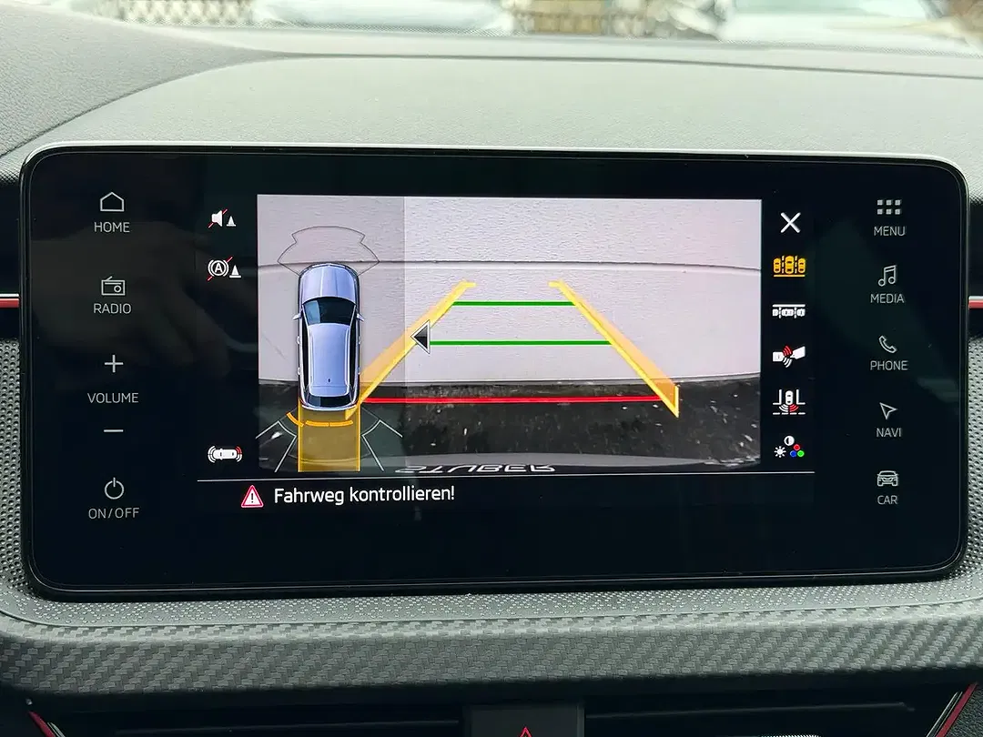 Skoda Kamiq - Thumbnail 10