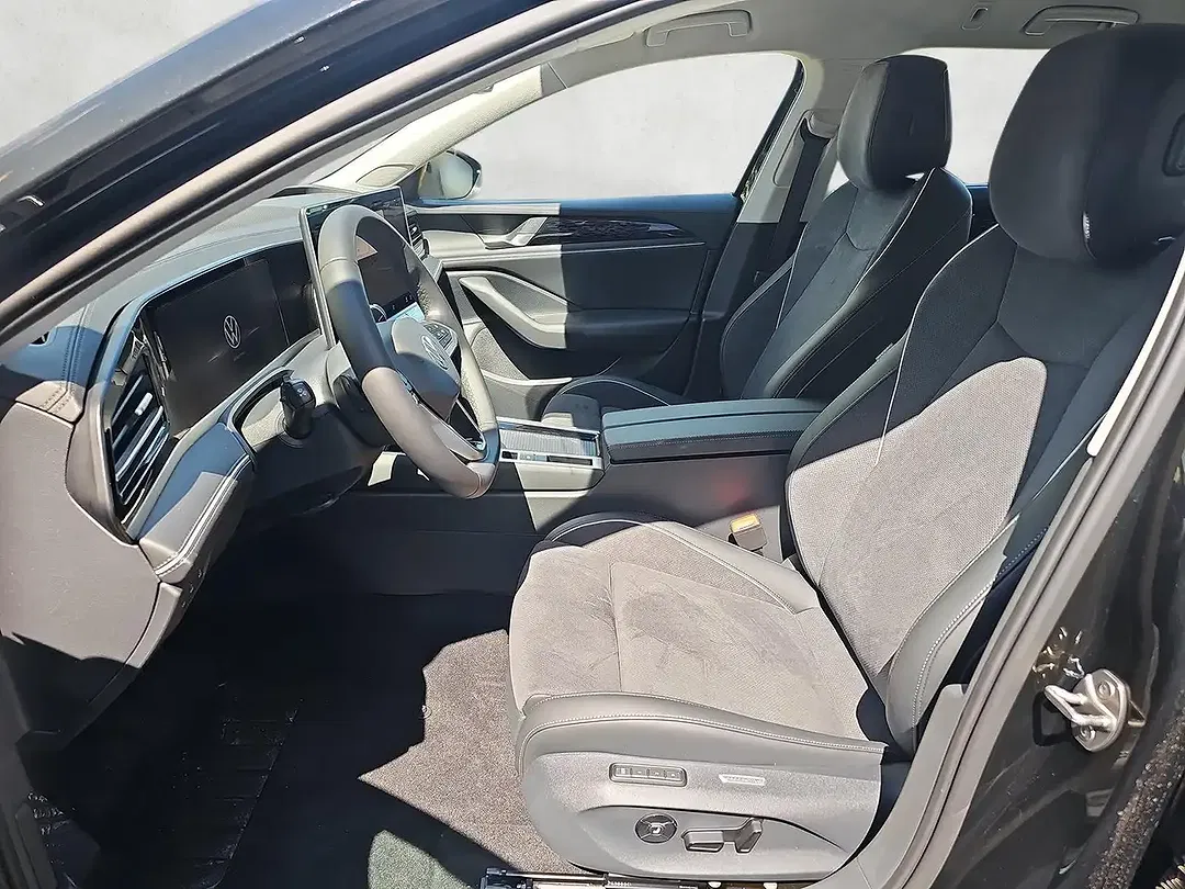 Volkswagen Passat Variant - Thumbnail 10