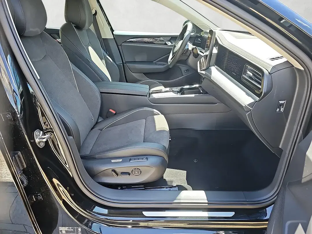 Volkswagen Passat Variant - Thumbnail 11