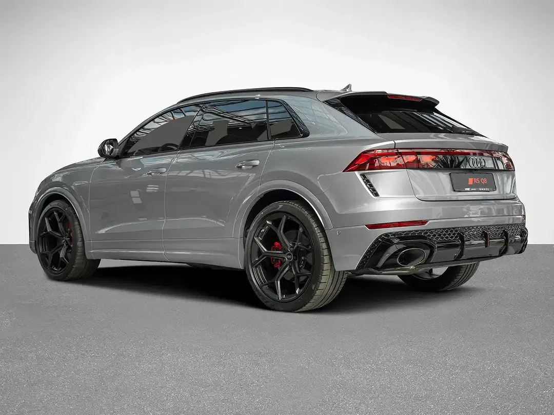 Audi RS Q8 - Thumbnail 4