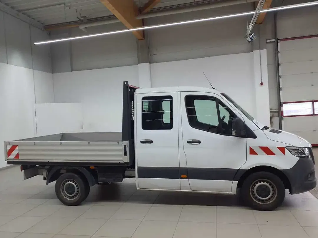 Mercedes-Benz Sprinter - Thumbnail 3