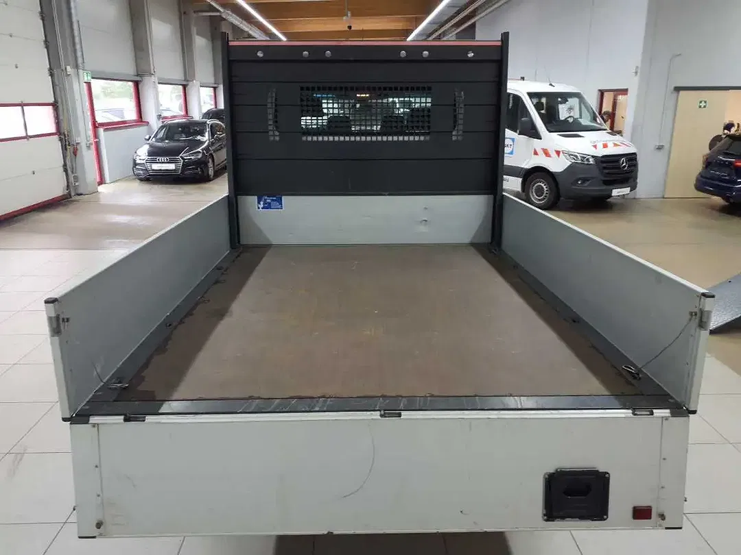 Mercedes-Benz Sprinter - Thumbnail 9