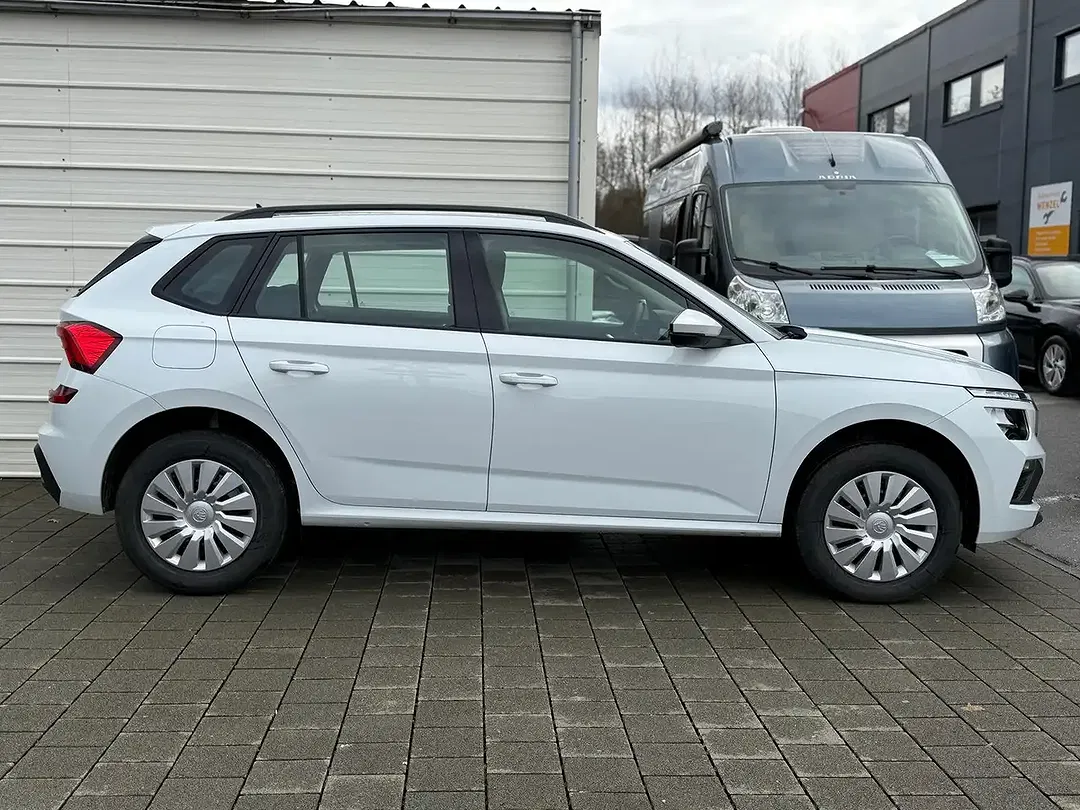 Skoda Kamiq - Thumbnail 3