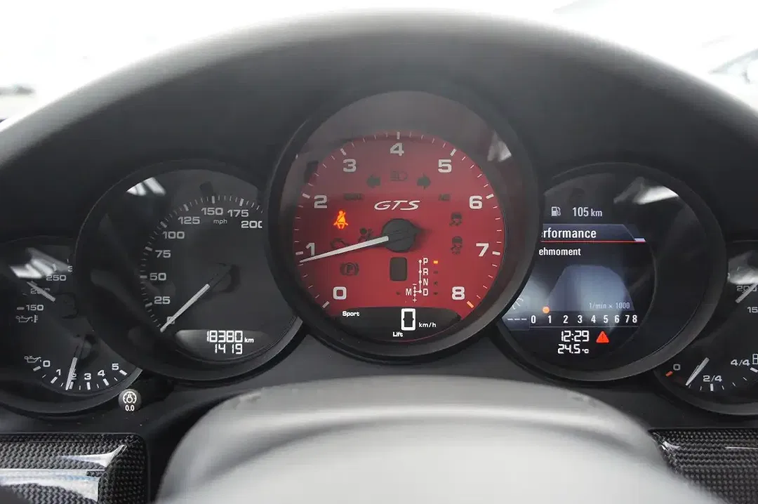 Porsche 991 - Thumbnail 34