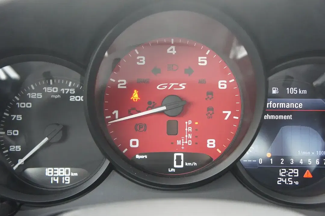 Porsche 991 - Thumbnail 35