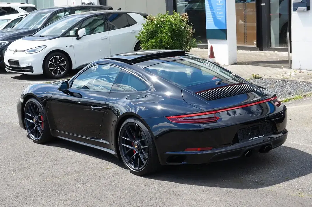 Porsche 991 - Thumbnail 5