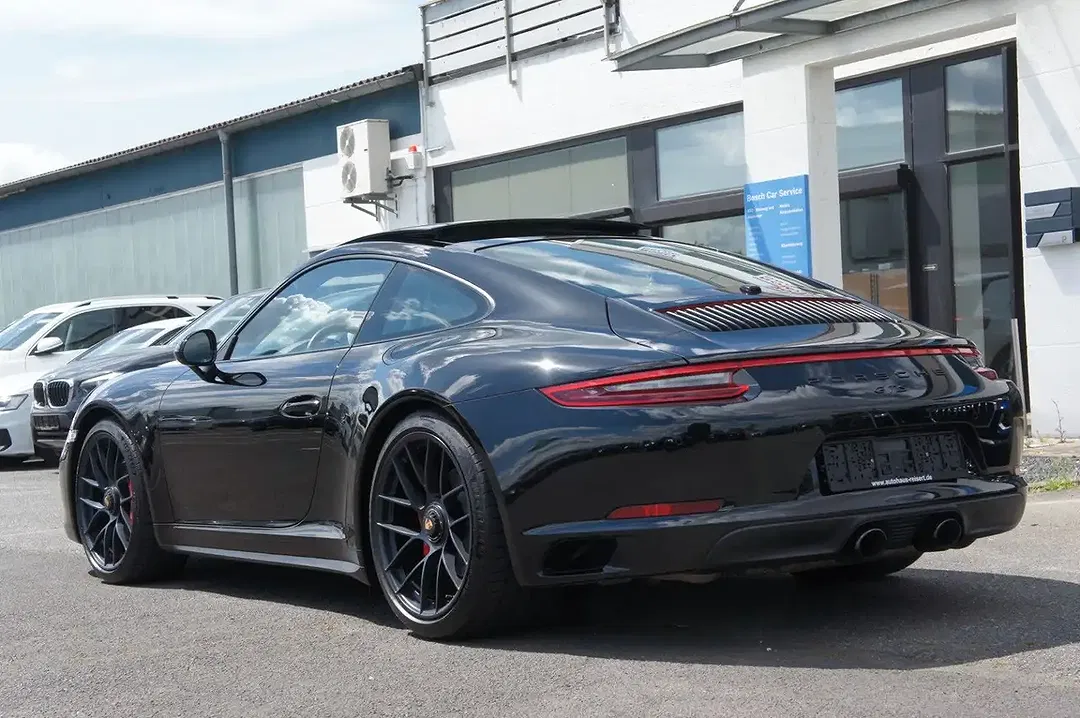 Porsche 991 - Thumbnail 6