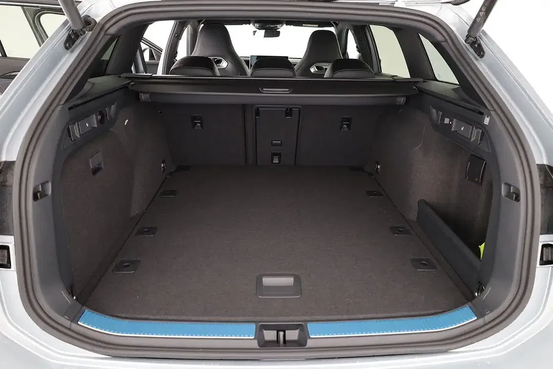 Volkswagen Passat Variant - Thumbnail 11