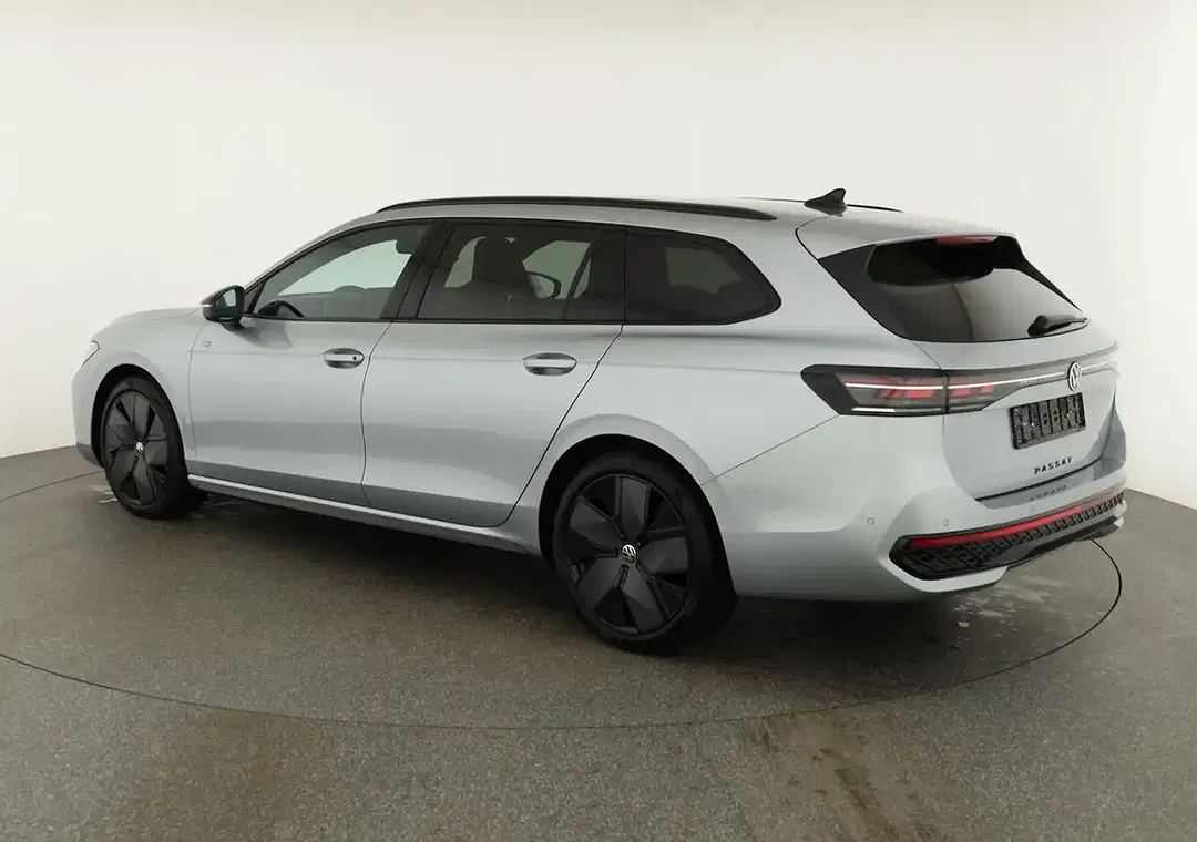 Volkswagen Passat Variant - Thumbnail 3