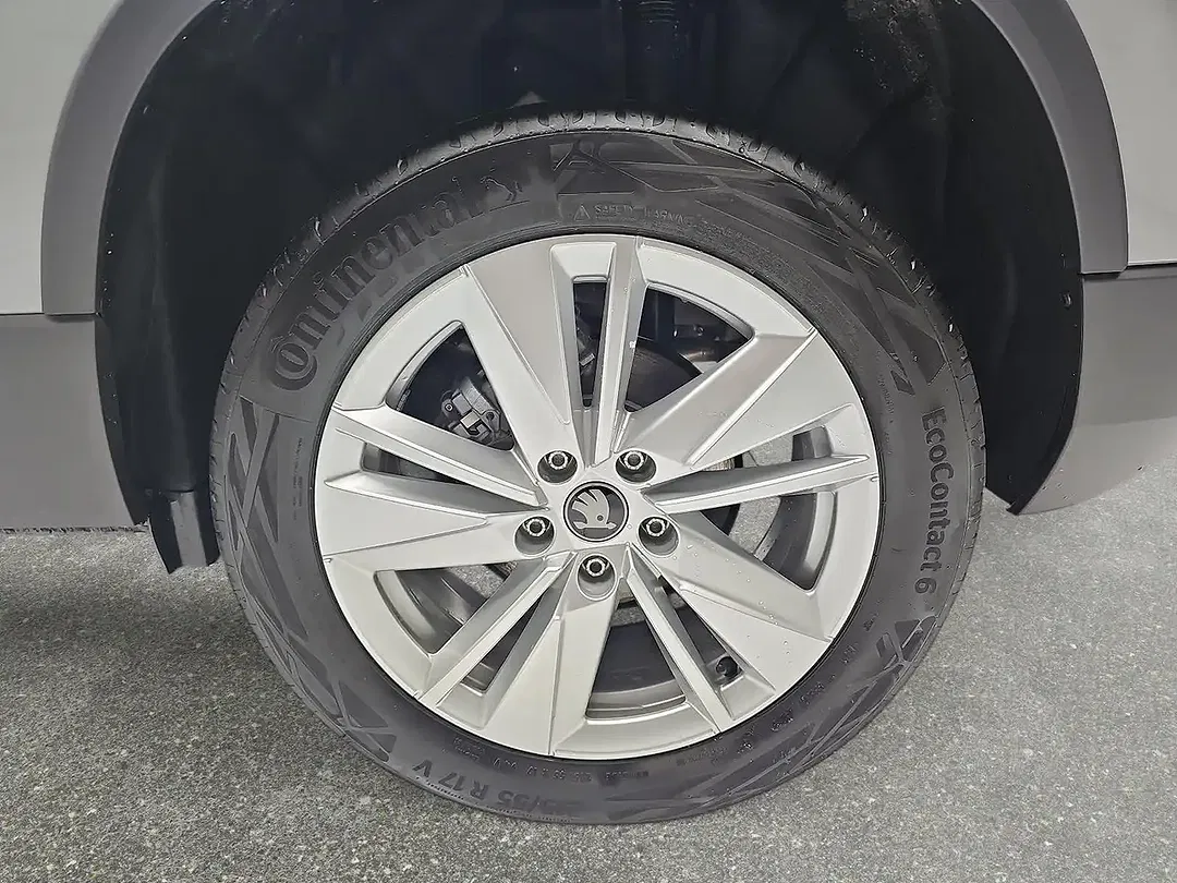 Skoda Karoq - Thumbnail 6
