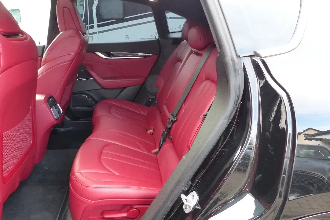 Maserati Levante - Thumbnail 12