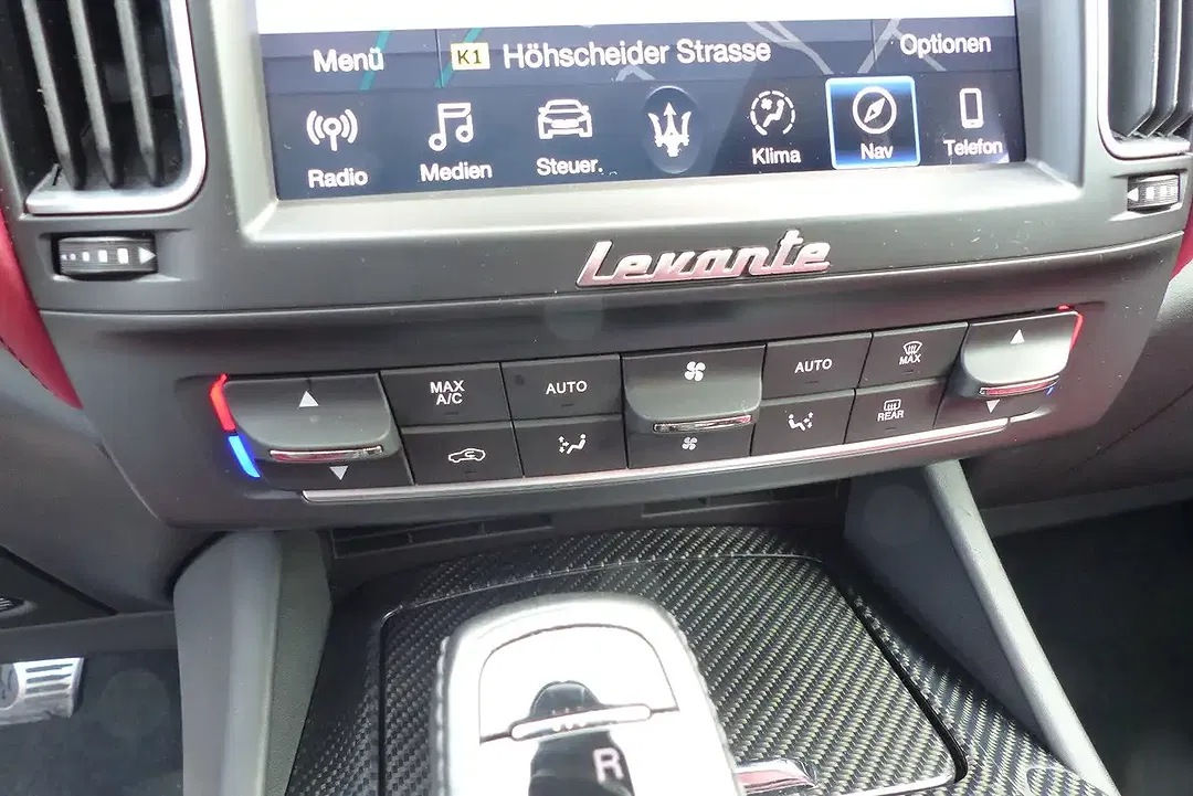 Maserati Levante - Thumbnail 13