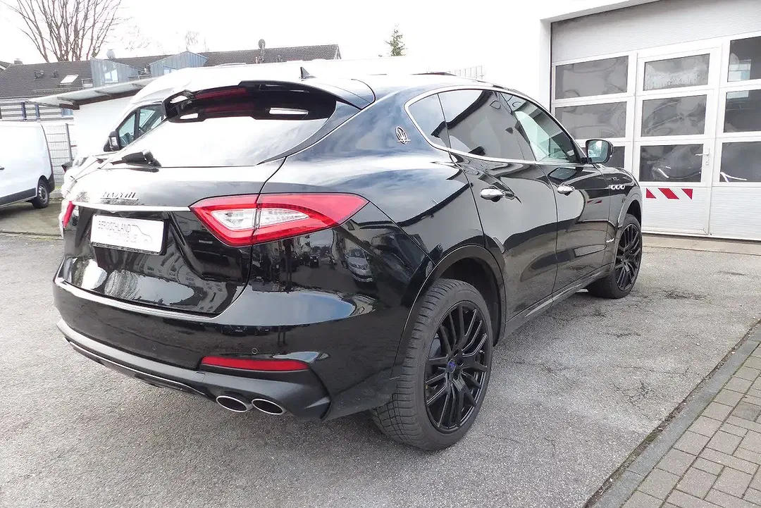 Maserati Levante - Thumbnail 7