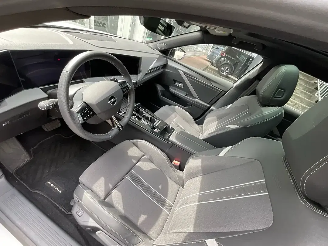 Opel Astra - Thumbnail 11