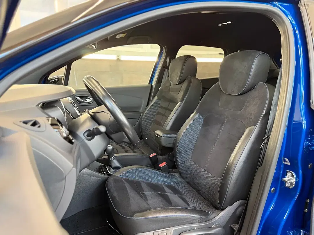 Renault Captur - Thumbnail 3