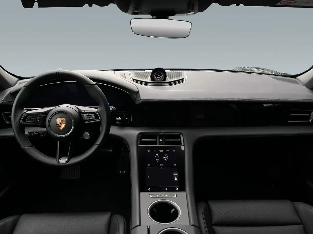 Porsche Taycan - Thumbnail 8