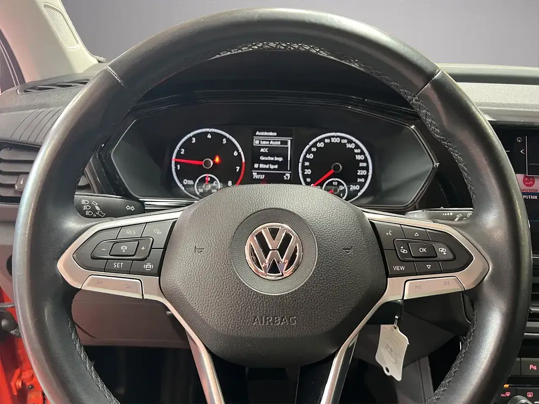 Volkswagen T-Cross - Thumbnail 11