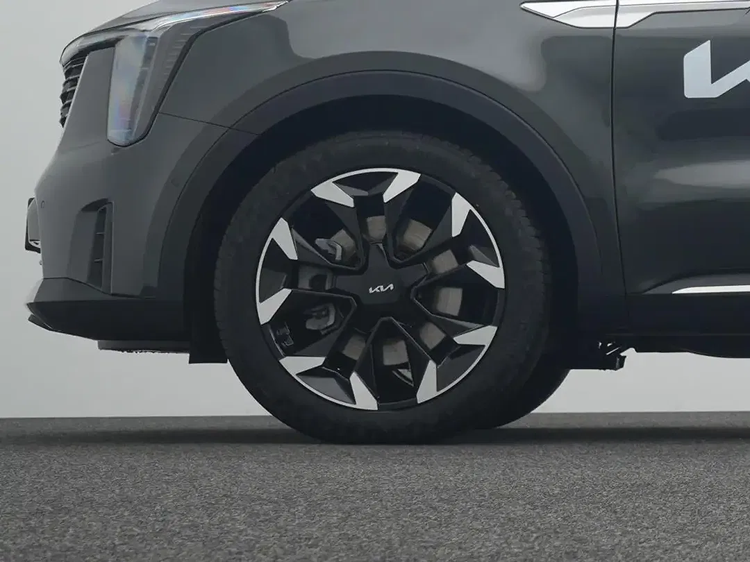Kia Sorento - Thumbnail 7