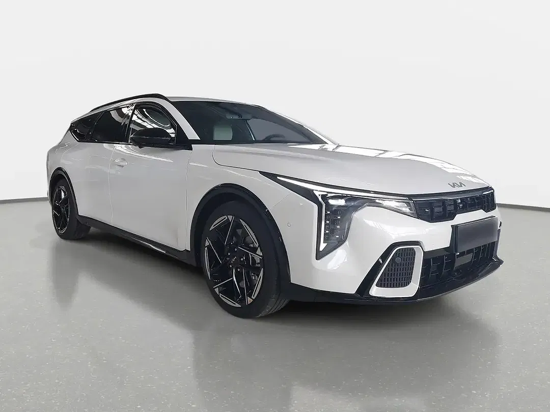 Kia K4 - Thumbnail 2
