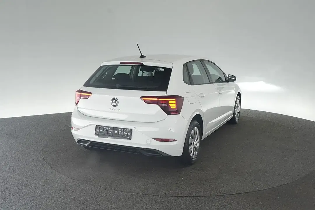Volkswagen Polo - Thumbnail 2