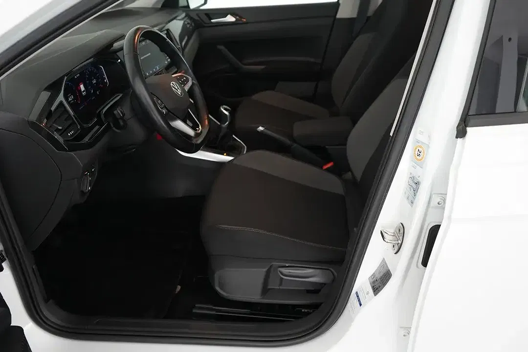 Volkswagen Polo - Thumbnail 9