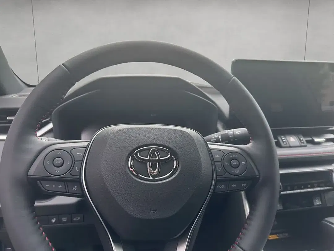 Toyota RAV 4 - Thumbnail 10