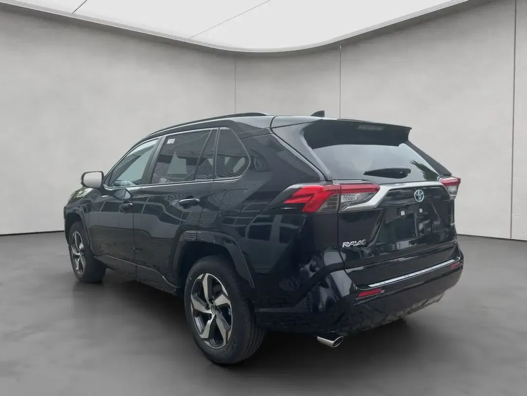 Toyota RAV 4 - Thumbnail 3