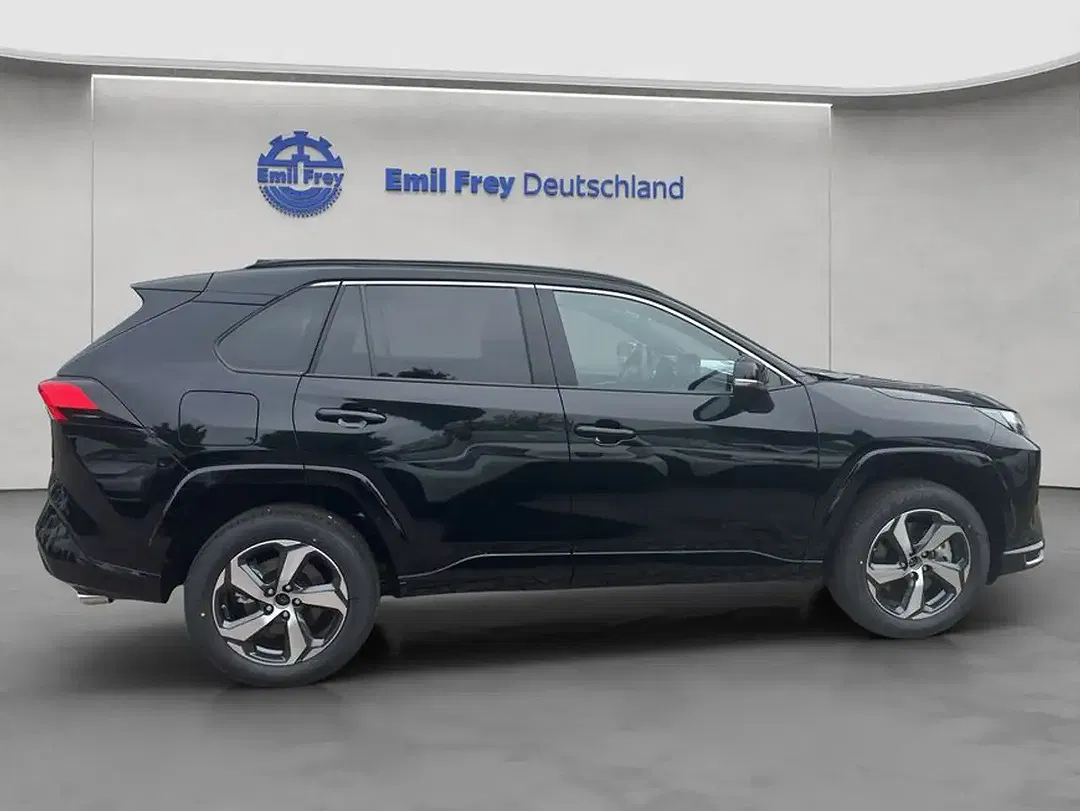 Toyota RAV 4 - Thumbnail 6