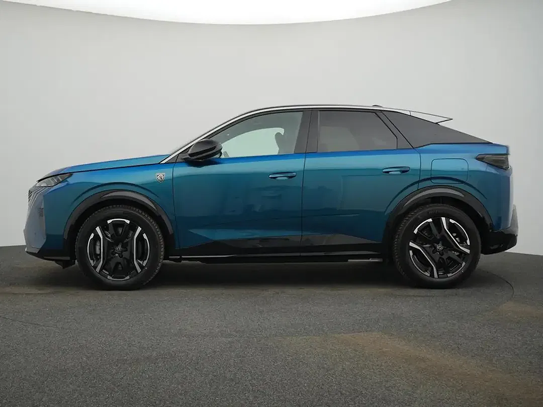 Peugeot 3008 - Thumbnail 4