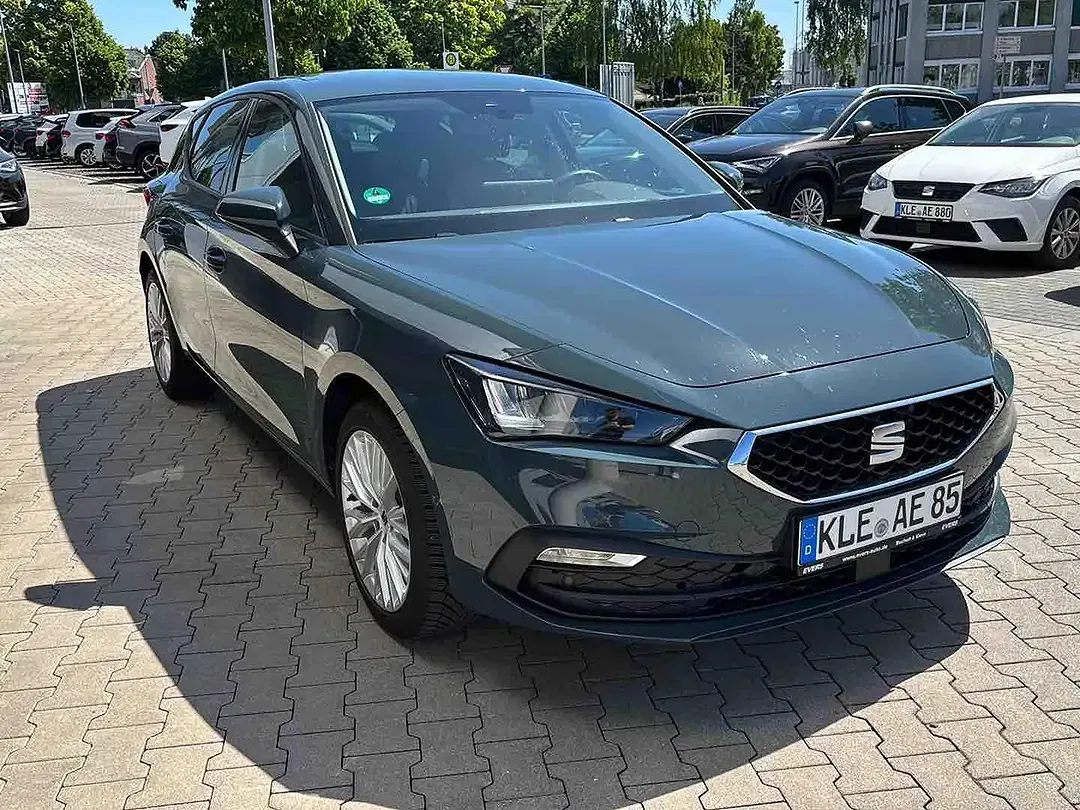 SEAT Leon - Thumbnail 3