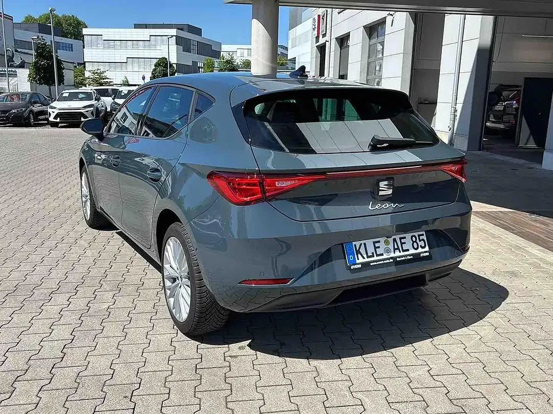 SEAT Leon - Thumbnail 7