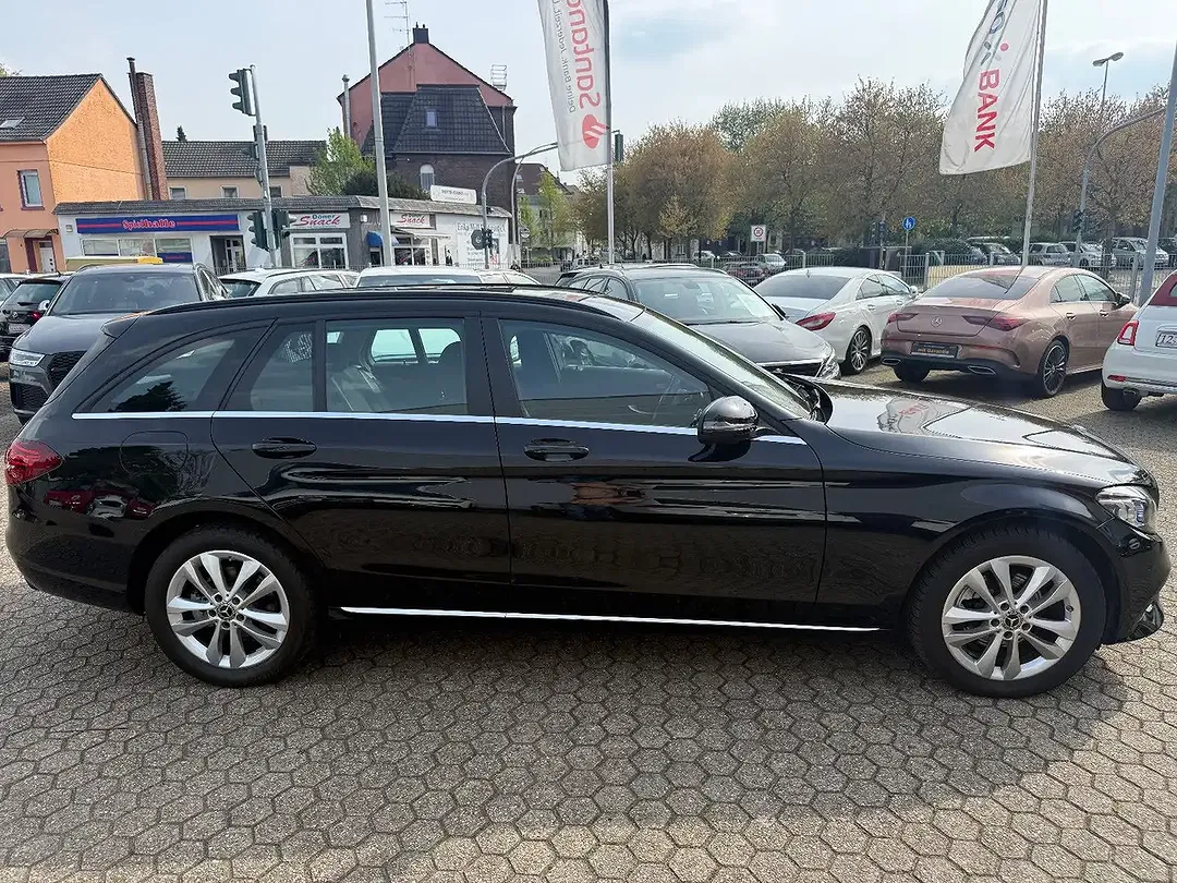 Mercedes-Benz C 220 - Thumbnail 6