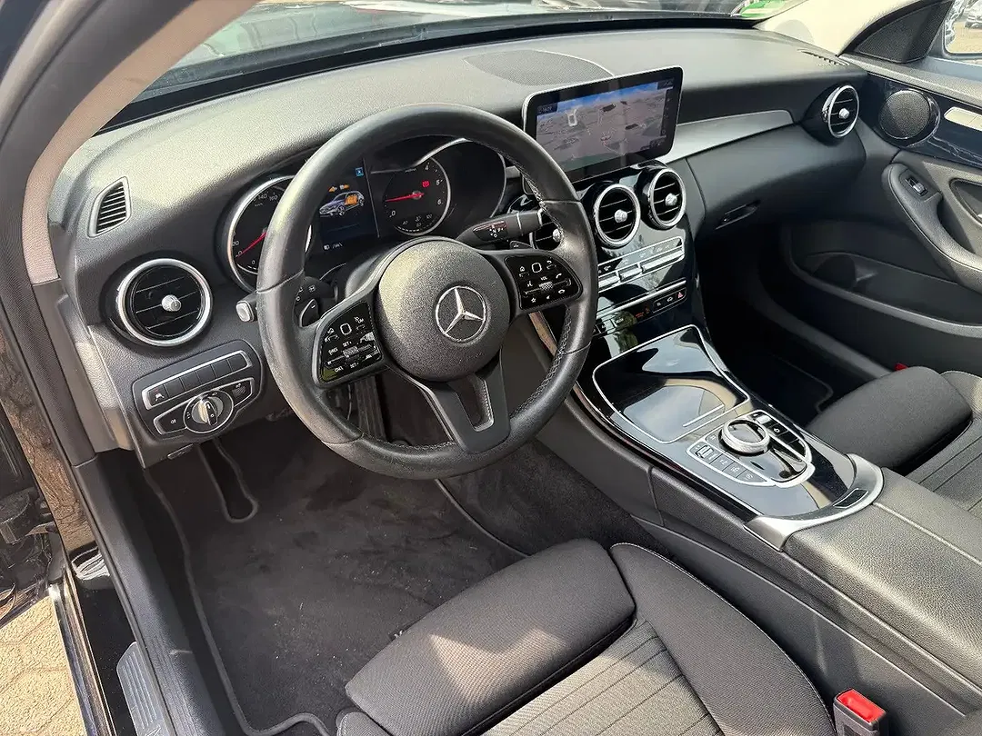 Mercedes-Benz C 220 - Thumbnail 9