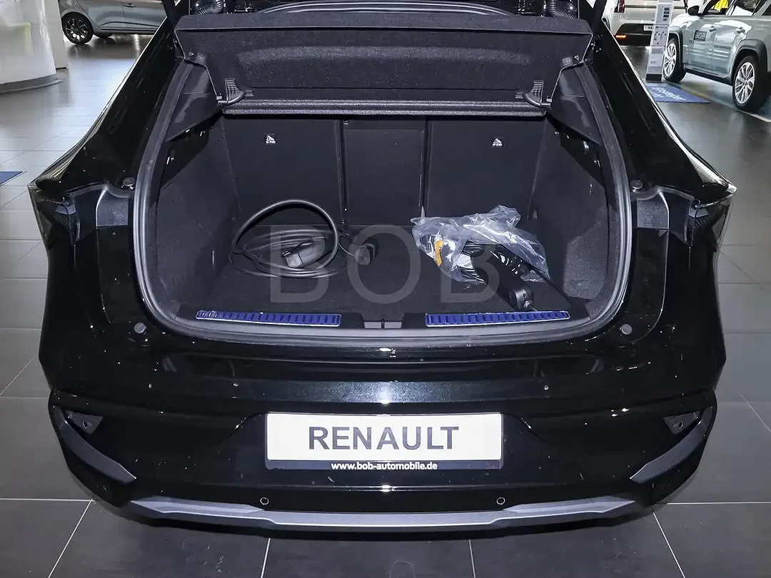 Renault Rafale - Thumbnail 11