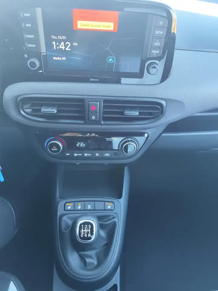 Hyundai i10 - Thumbnail 11