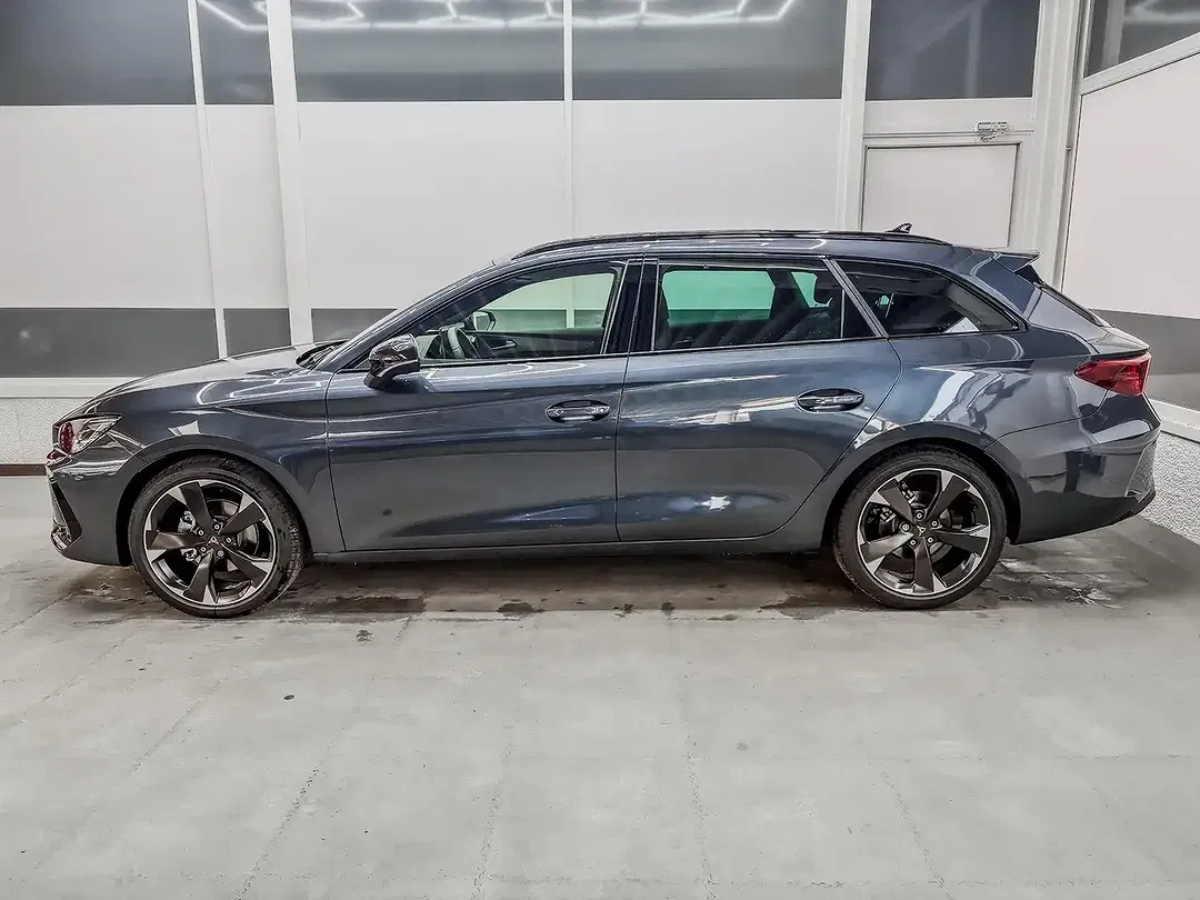 CUPRA Leon - Thumbnail 3