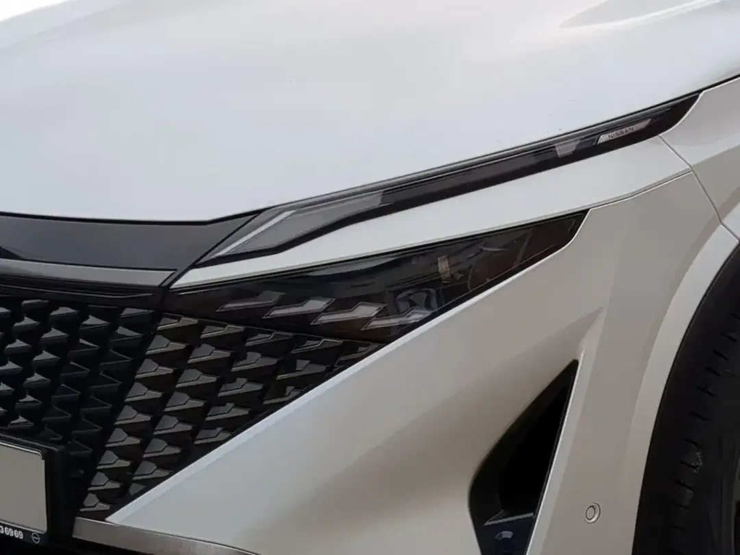 Nissan Qashqai - Thumbnail 5
