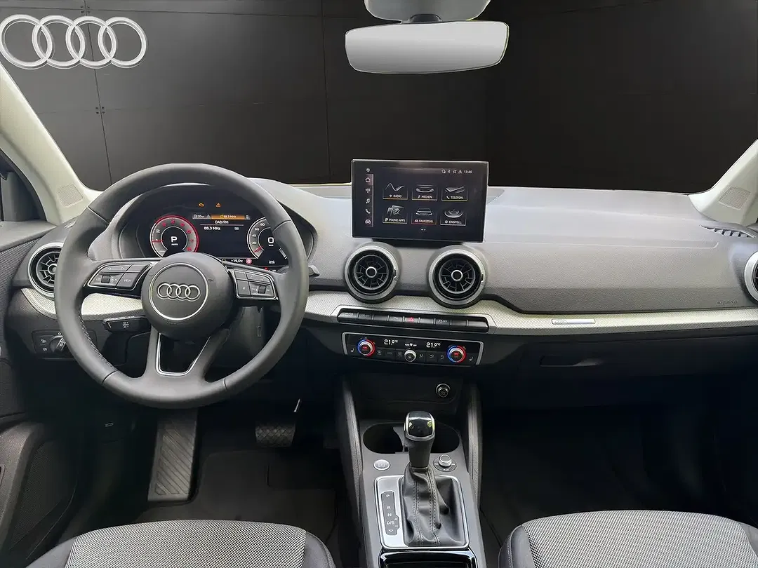 Audi Q2 - Thumbnail 11