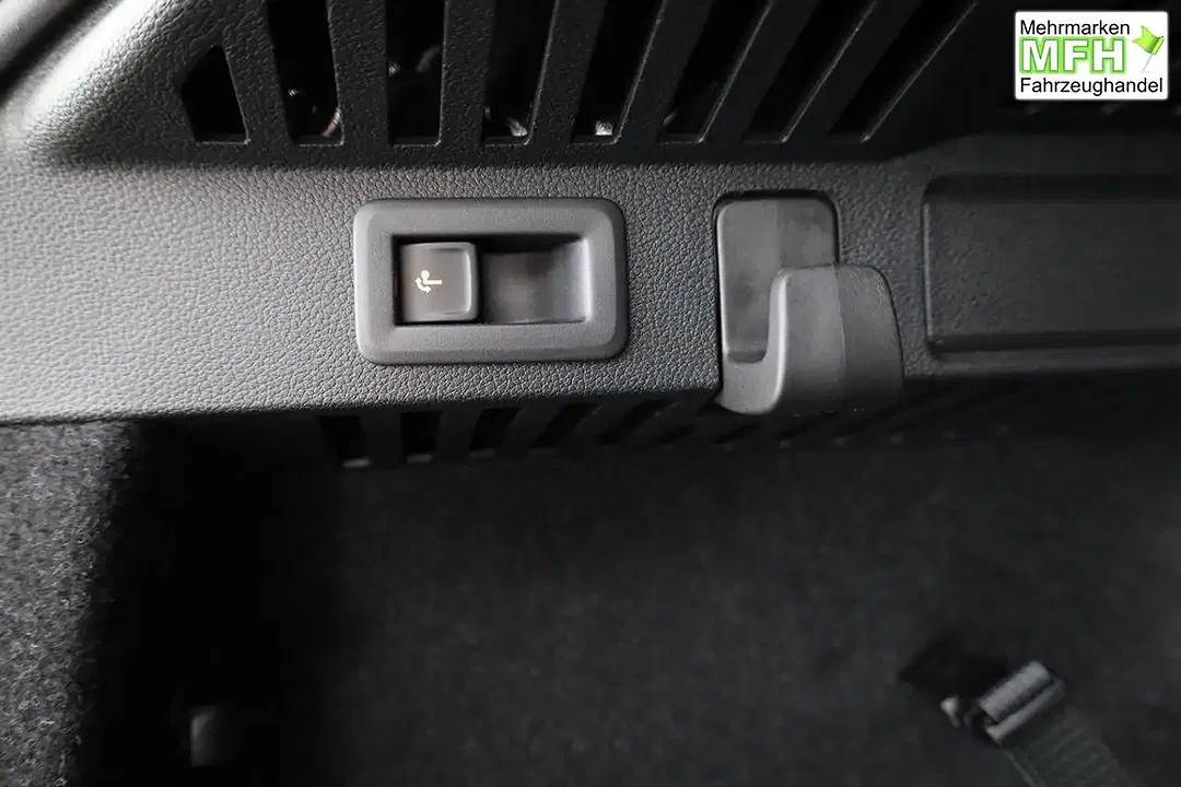 Skoda Kamiq - Thumbnail 13