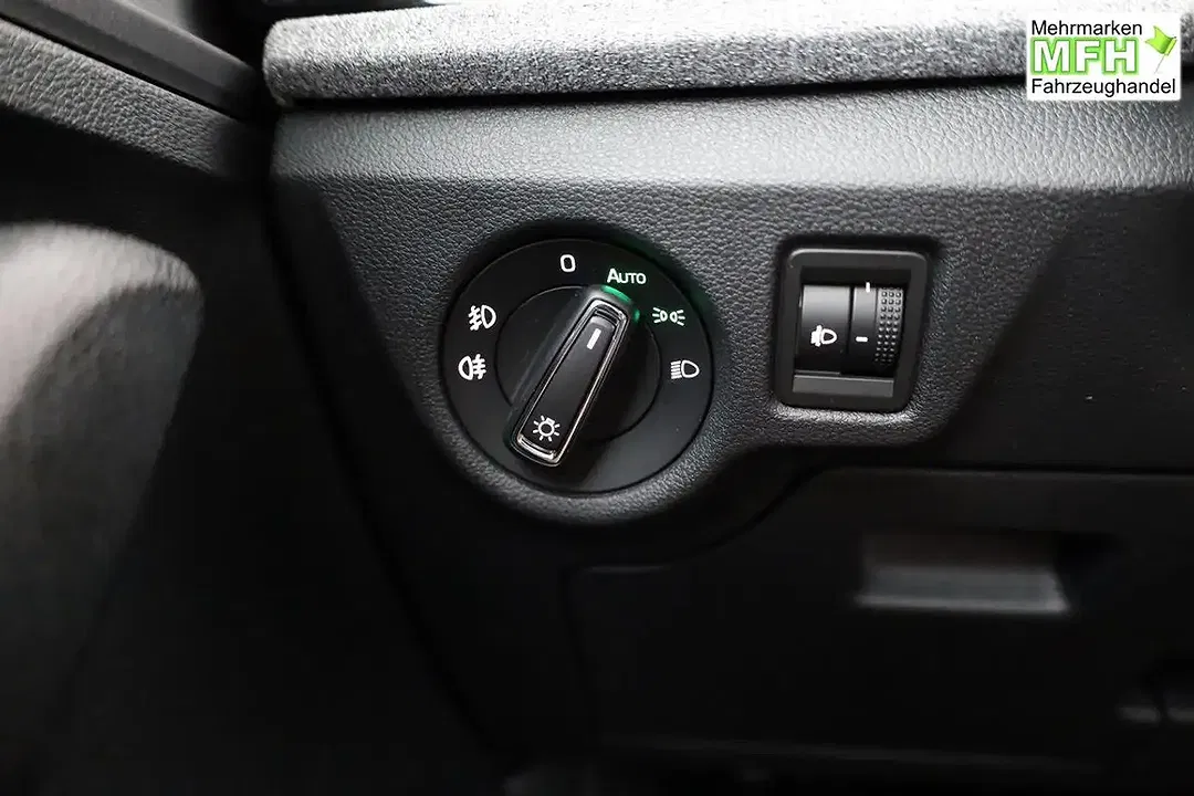 Skoda Kamiq - Thumbnail 8