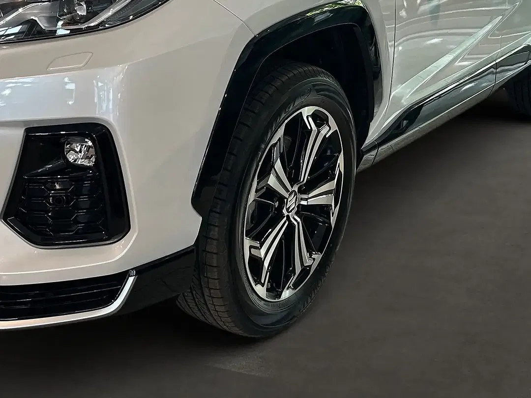 Suzuki Across - Thumbnail 6