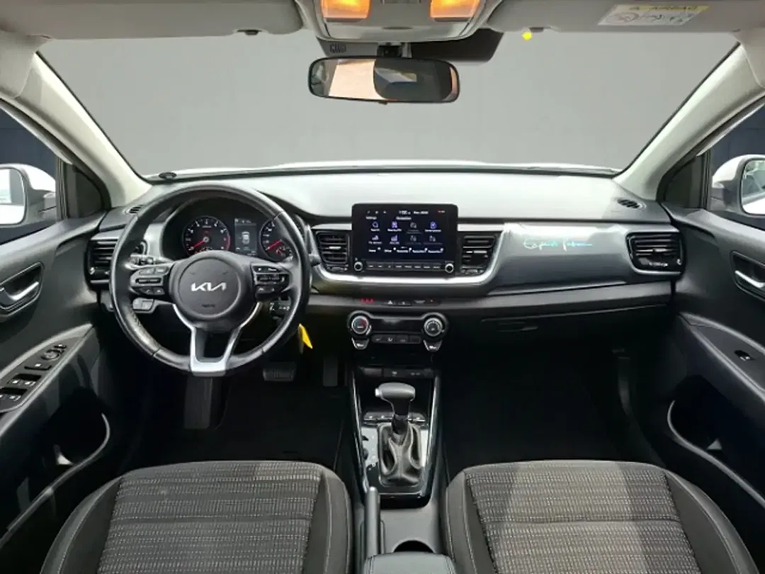 Kia Stonic - Thumbnail 11