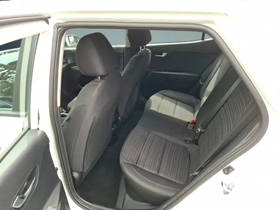 Kia Stonic - Thumbnail 12