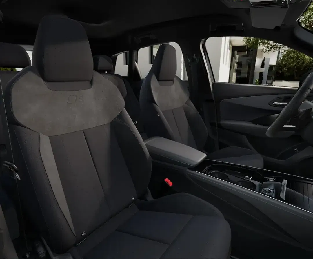 Audi Q3 - Thumbnail 11