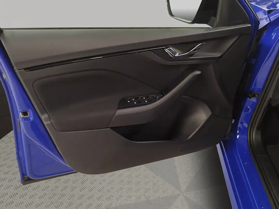 Skoda Kamiq - Thumbnail 9
