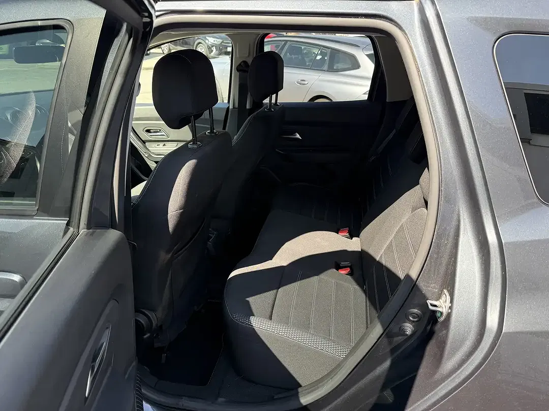 Dacia Duster - Thumbnail 12